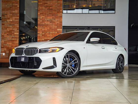 BMW 320i 2.0 16V TURBO FLEX M SPORT AUTOMÁTICO BMW 320i 2.0 16V TURBO FLEX M SPORT AUTOMÁTICO